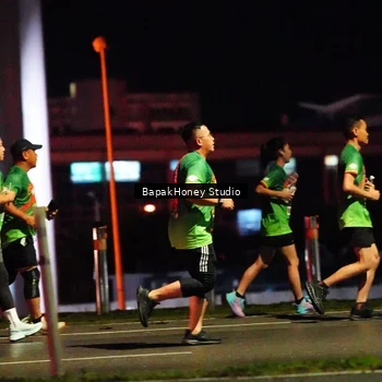 Runner Photo 9096250