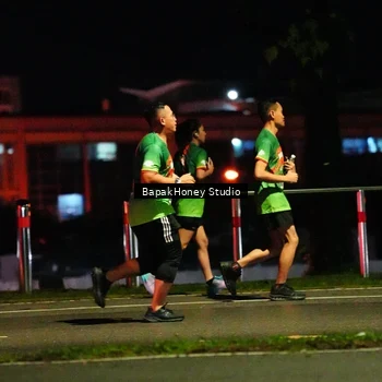 Runner Photo 9096264