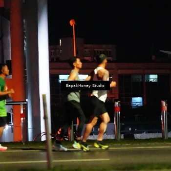 Runner Photo 9096330