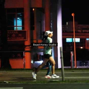 Runner Photo 9096715