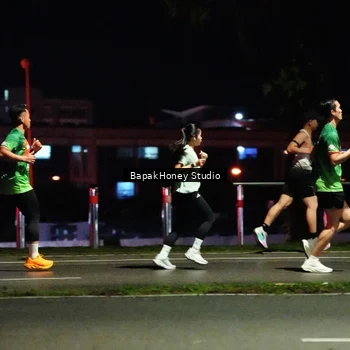Runner Photo 9096730
