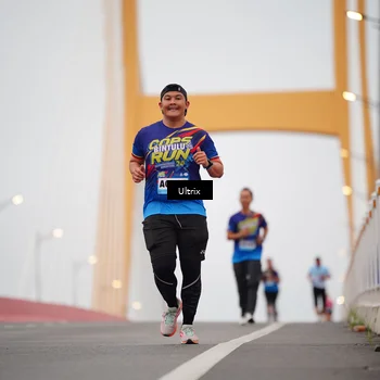 Runner Photo 9098495