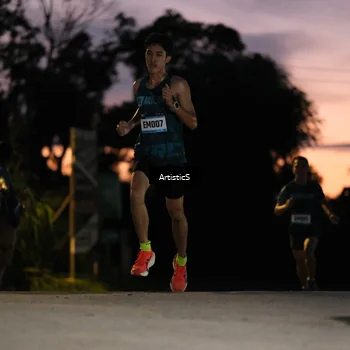 Runner Photo 9098559