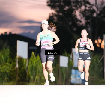 Runner Photo 9098877