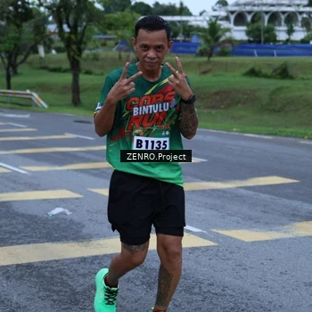 Runner Photo 9099117