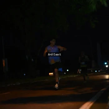 Runner Photo 9099119