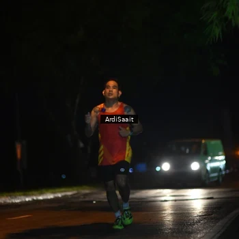 Runner Photo 9099160