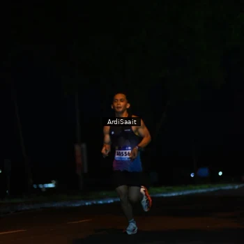 Runner Photo 9099203