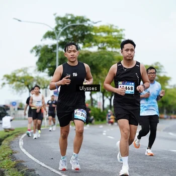 Runner Photo 9099215
