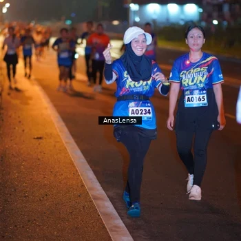 Runner Photo 9099218