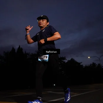 Runner Photo 9099642