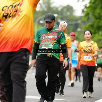 Runner Photo 9099812