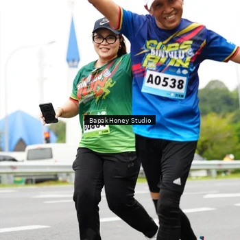 Runner Photo 9099878