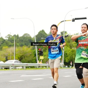 Runner Photo 9099892