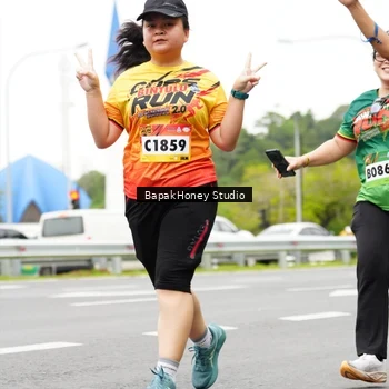 Runner Photo 9099900