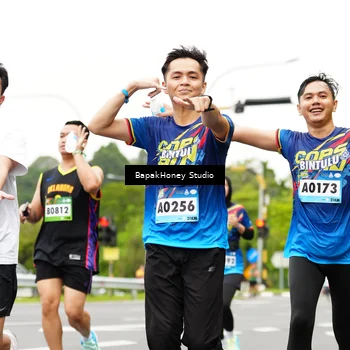 Runner Photo 9100053