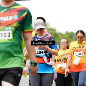 Runner Photo 9100212