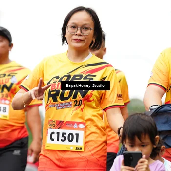 Runner Photo 9100360