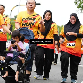 Runner Photo 9100374