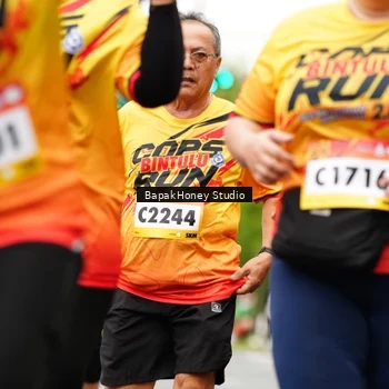 Runner Photo 9100519