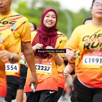 Runner Photo 9100601
