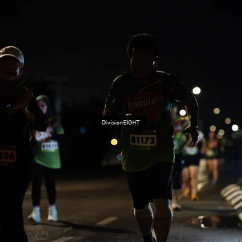 Runner Photo 9100780