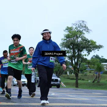 Runner Photo 9101013
