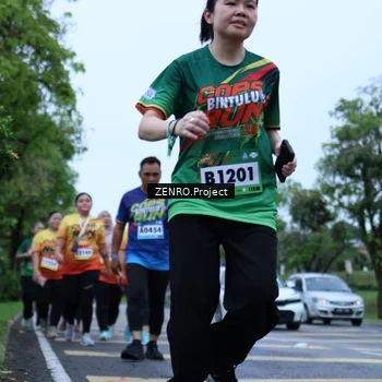 Runner Photo 9101458