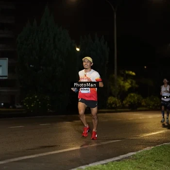 Runner Photo 9102061