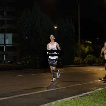 Runner Photo 9102149