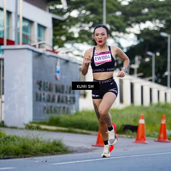 Runner Photo 9102345