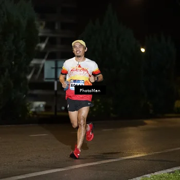 Runner Photo 9102355