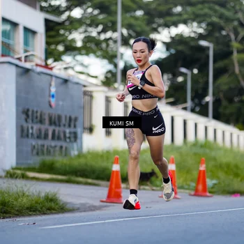 Runner Photo 9102375
