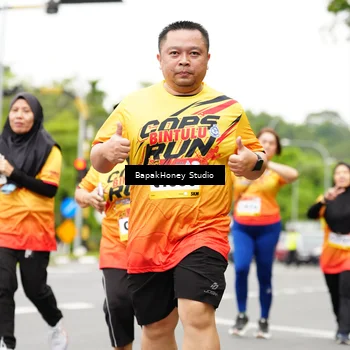 Runner Photo 9102478