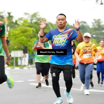 Runner Photo 9102525