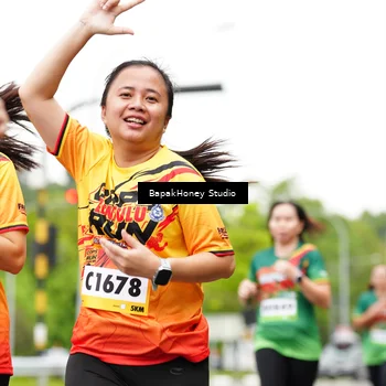 Runner Photo 9102532