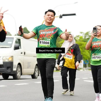 Runner Photo 9103038