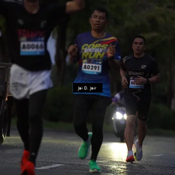 Runner Photo 9103103