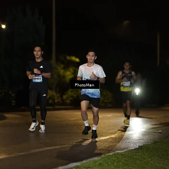 Runner Photo 9103314