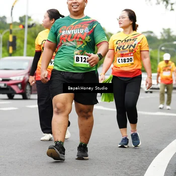 Runner Photo 9104037