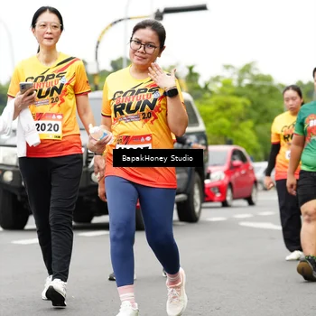 Runner Photo 9104111