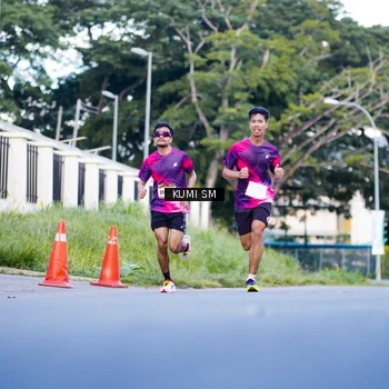 Runner Photo 9104506