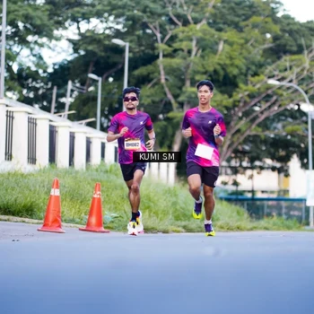 Runner Photo 9104604