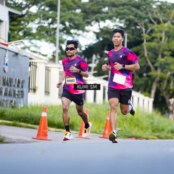 Runner Photo 9104672