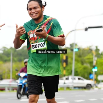 Runner Photo 9104817