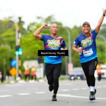 Runner Photo 9104990