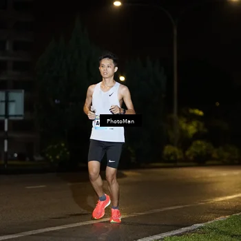 Runner Photo 9105010