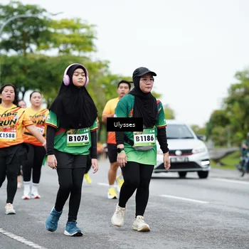 Runner Photo 9105025