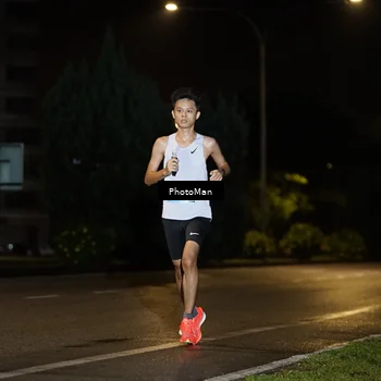 Runner Photo 9105058