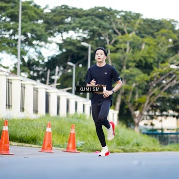 Runner Photo 9105068